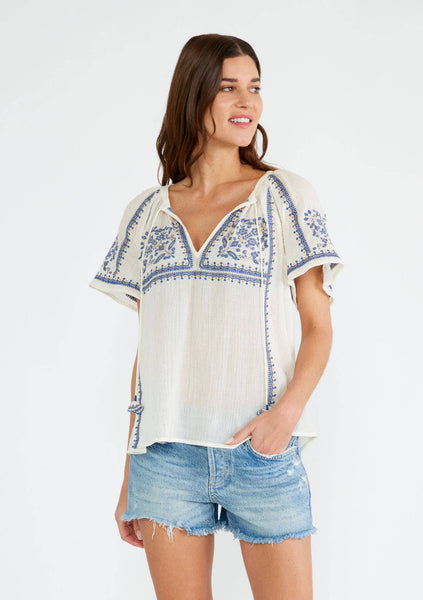 Embroidered Raglan Short Sleeve Split Neck Top: L / Natural/Blue